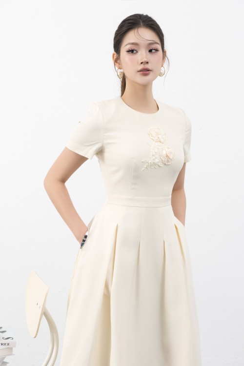 Sixdo Cream Flower Embroidery Taffeta Midi Dress